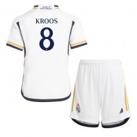 Echipament fotbal Real Madrid Toni Kroos #8 Tricou Acasa 2023-24 pentru copii maneca scurta (+ Pantaloni scurti)